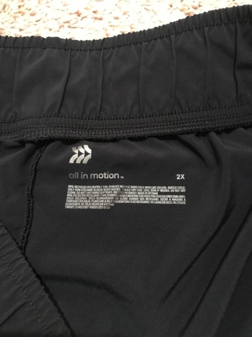 Exercise shorts - Picture 3 of 4